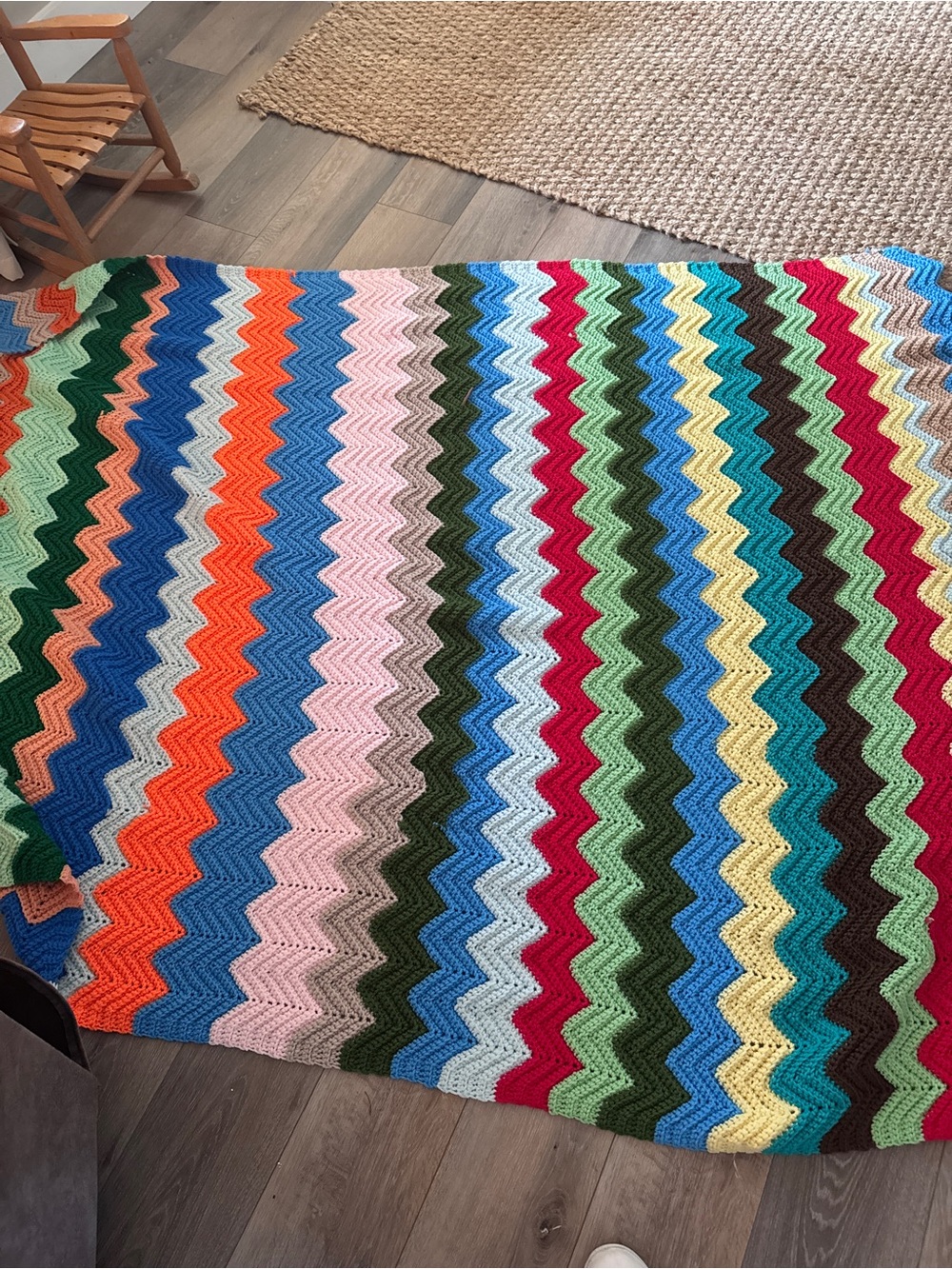 1970’s Vintage Handmade Multicolor Chevron Crochet Throw Blanket
